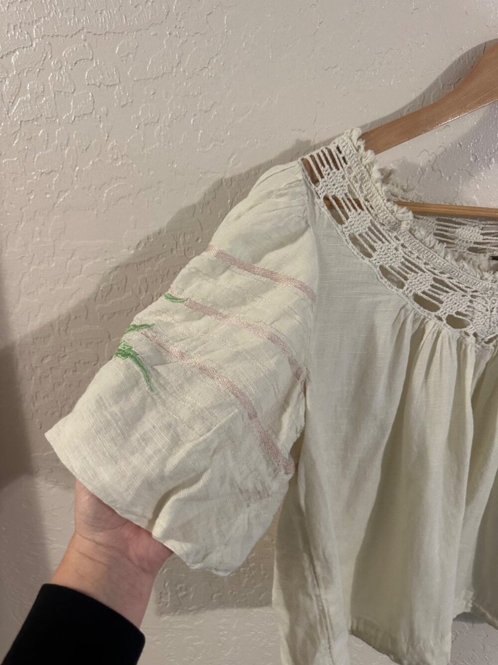 Free People Bohemia Gauzy Floral Embroidered Cottage Core Peasant Top - Picture 6 of 11